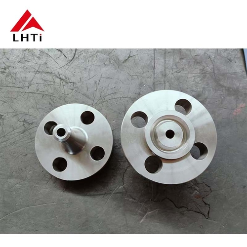 Latest company news about Lihua Titanium: Mastering Titanium Flanges And Expanding International Presence